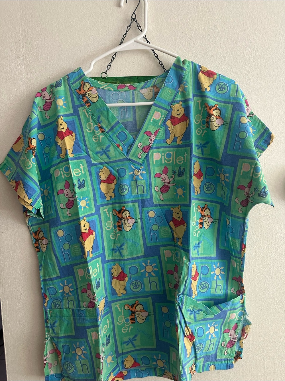 Disney Winnie the Pooh Scrub Top - Turquoise & Green Cartoon Patch Print